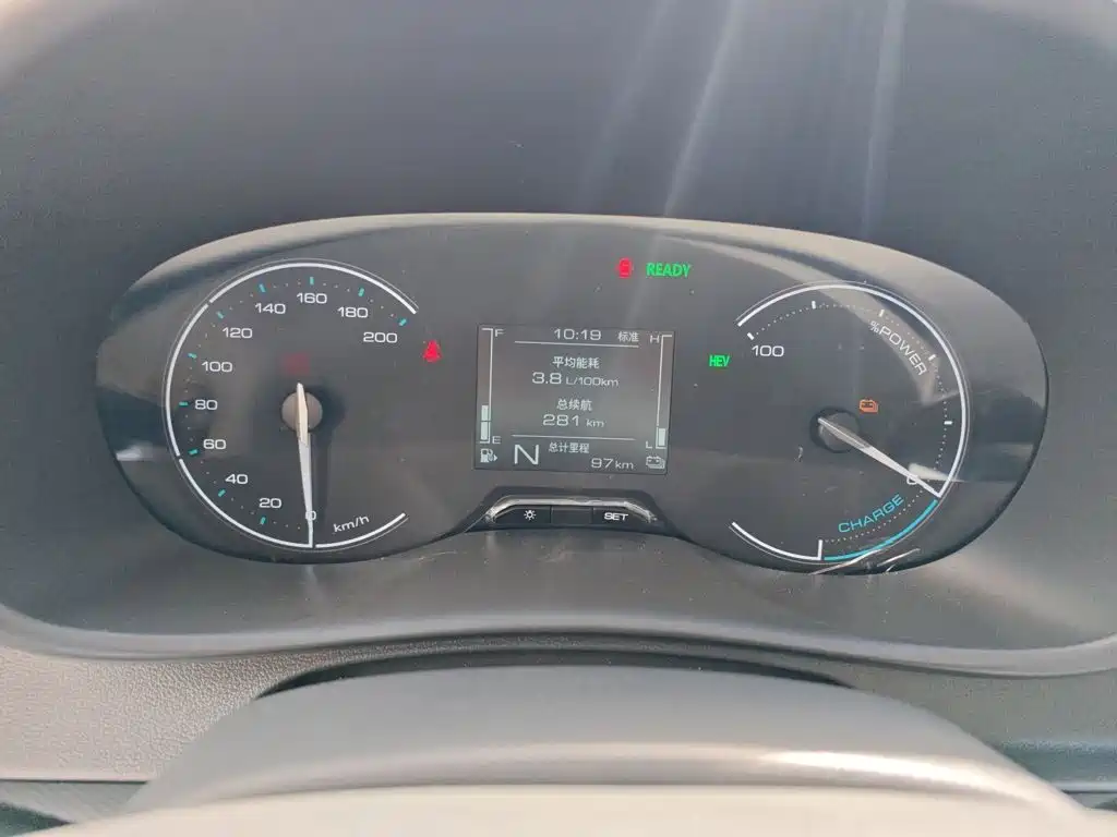 Фото 8 - Wuling Motors Wuling Hongguang New Energy