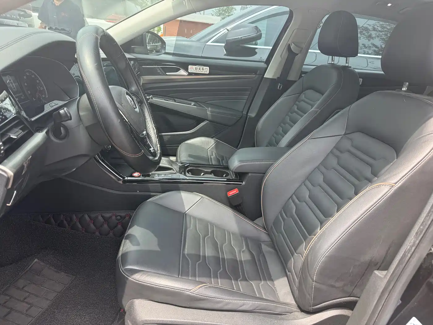 Volkswagen Passat 2019 330TSI Elite Version China VI фото 6