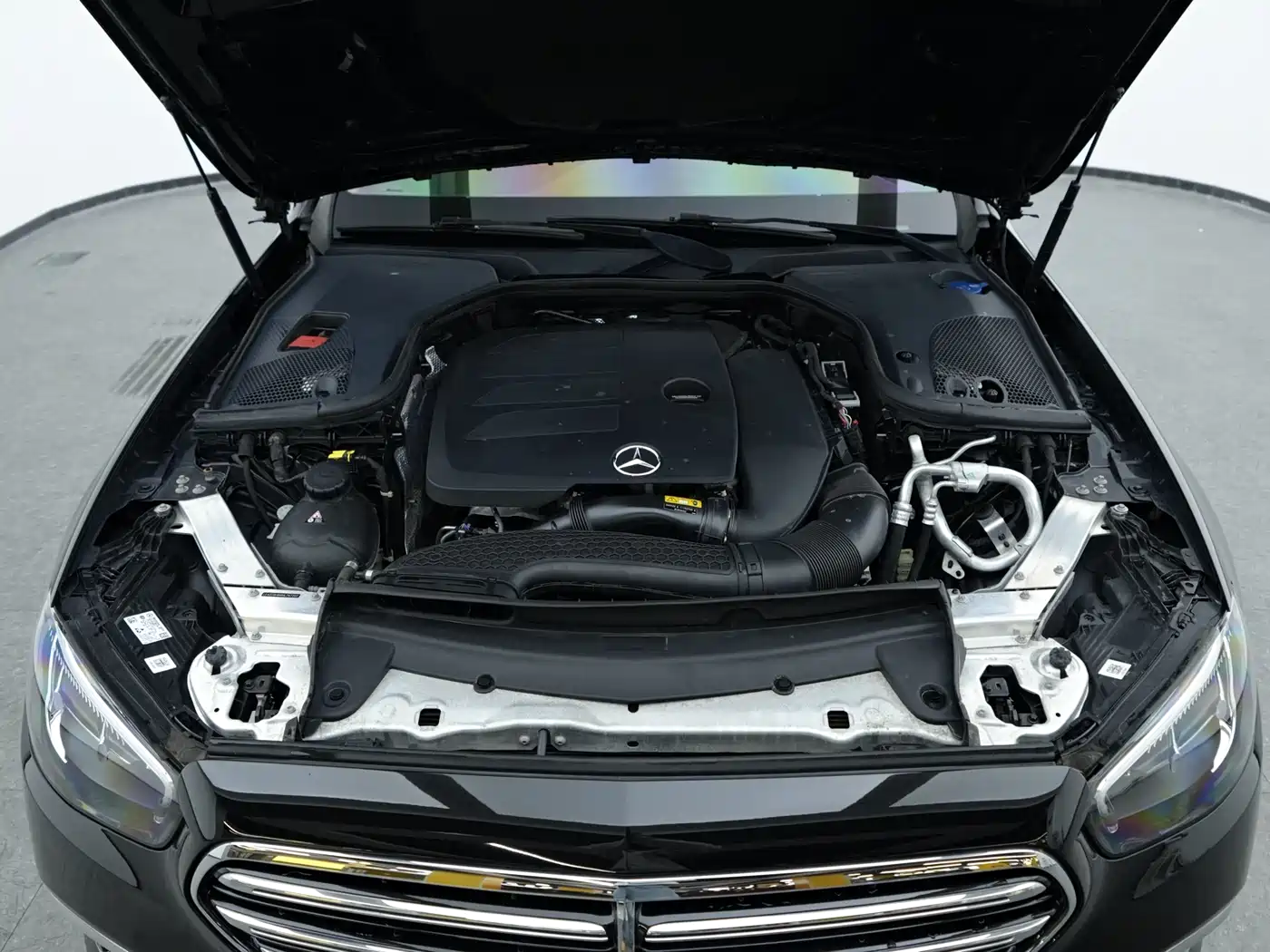 Mercedes-Benz E-Class 2022 E 260 L 4MATIC фото 22