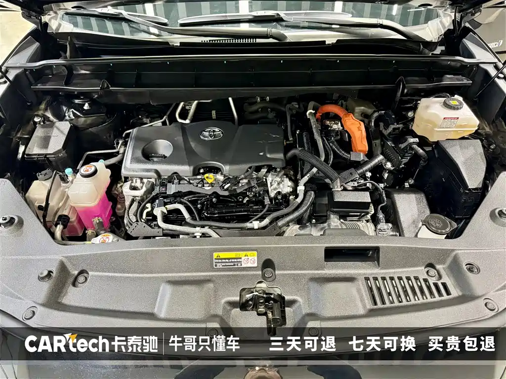 Toyota Highlander 2022 Model Dual Engine 2.5L 4WD Premium Edition 7-Seater фото 10