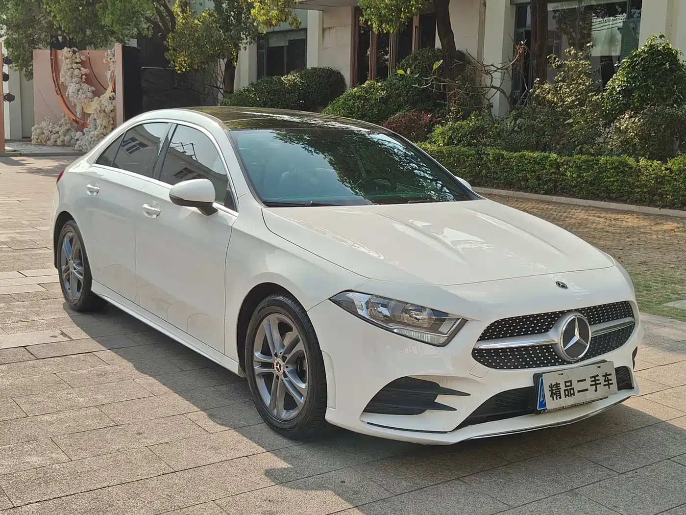 Mercedes-Benz A-Class 2022 A 180 L фото 3