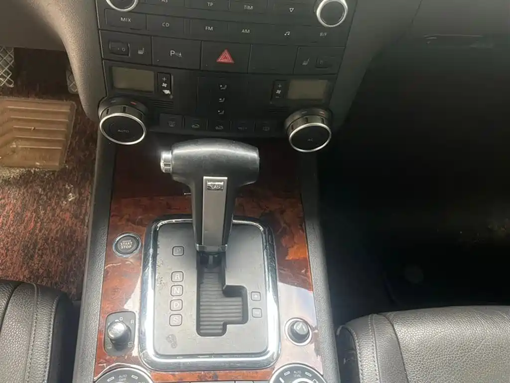 Volkswagen Touareg 2009 3.0T Diesel Standard фото 4