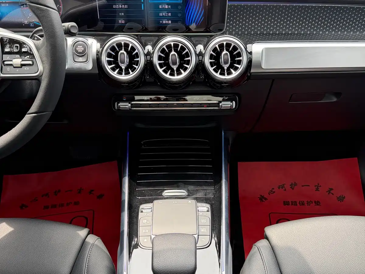 Mercedes-Benz GLB 2020 GLB 180 Dynamic фото 13