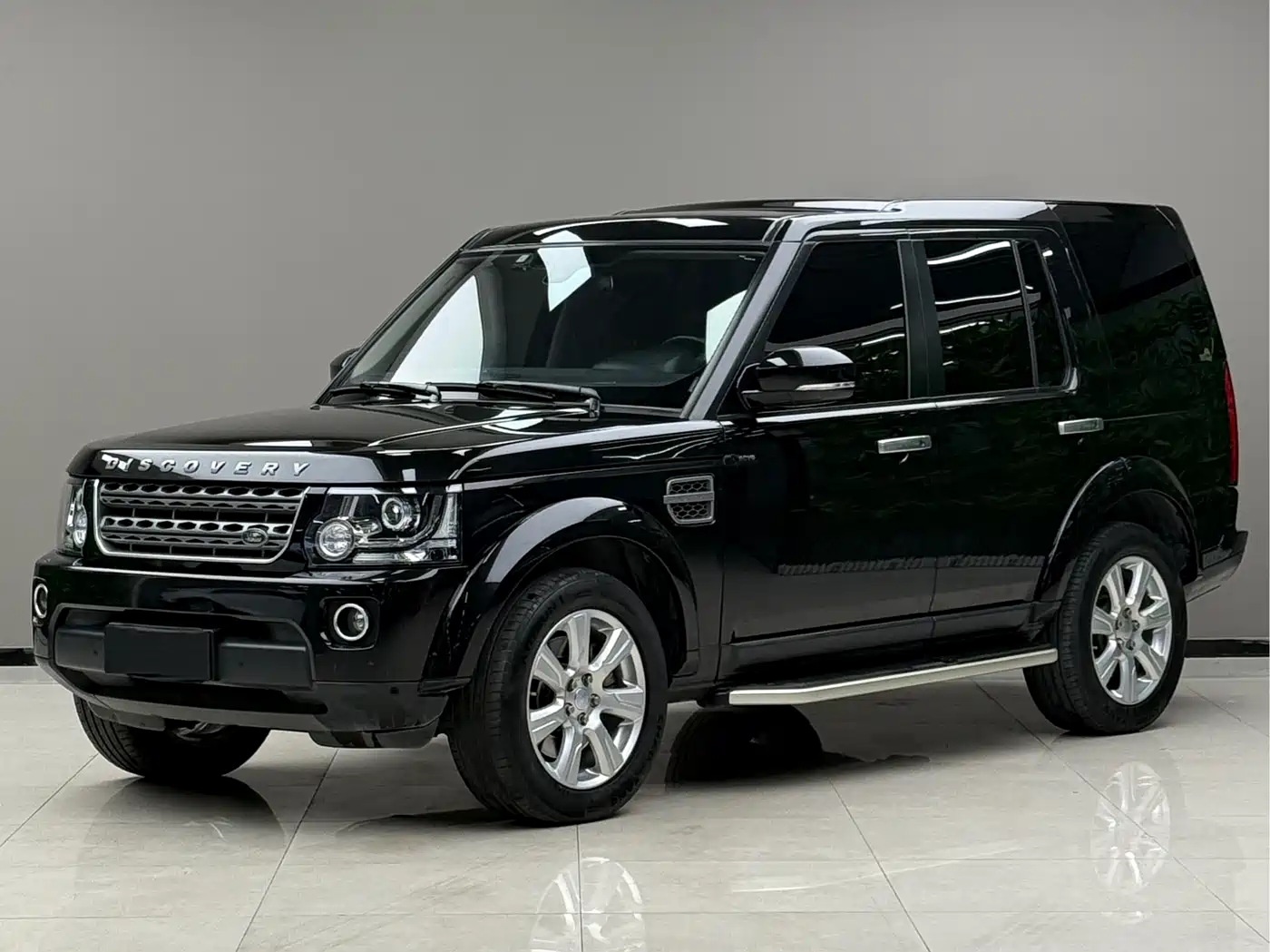 Land Rover Discovery 2016 3.0 SC V6 SE