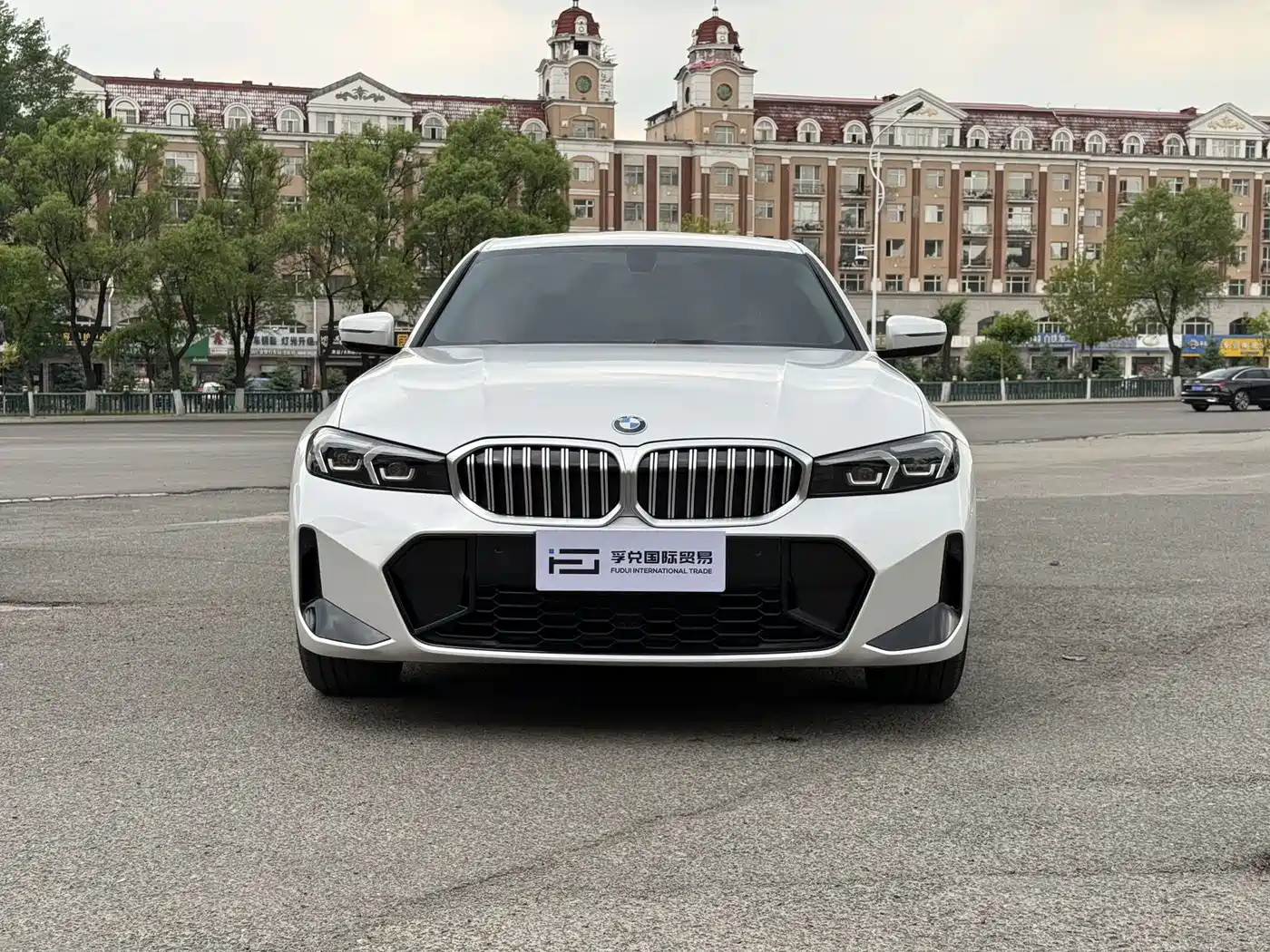 BMW 3 Series 2023 320Li M Sport Package фото 2