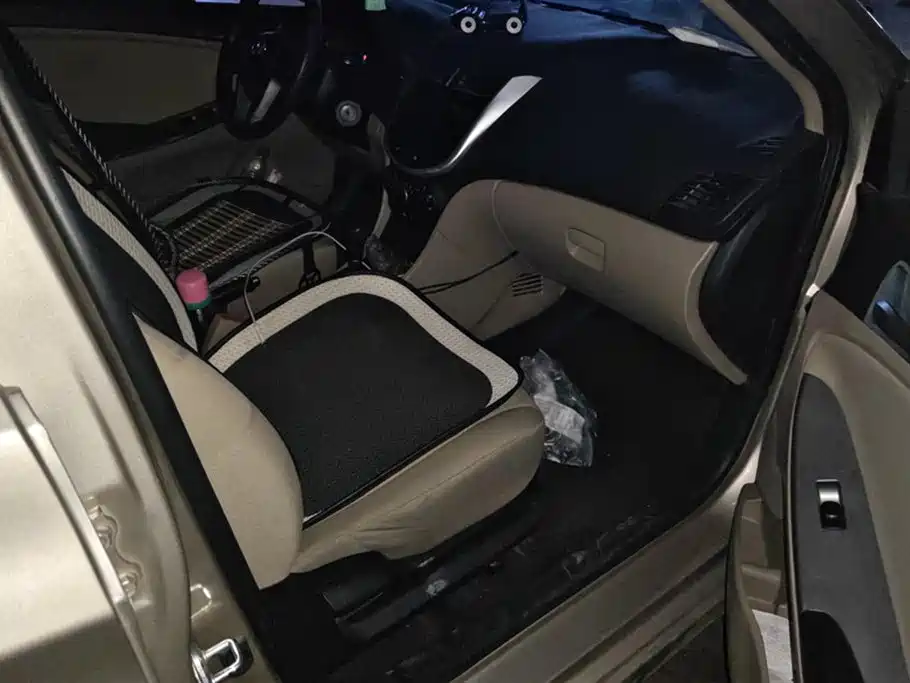 Hyundai Verna 2014 1.4L Automatic Smart GLS фото 8