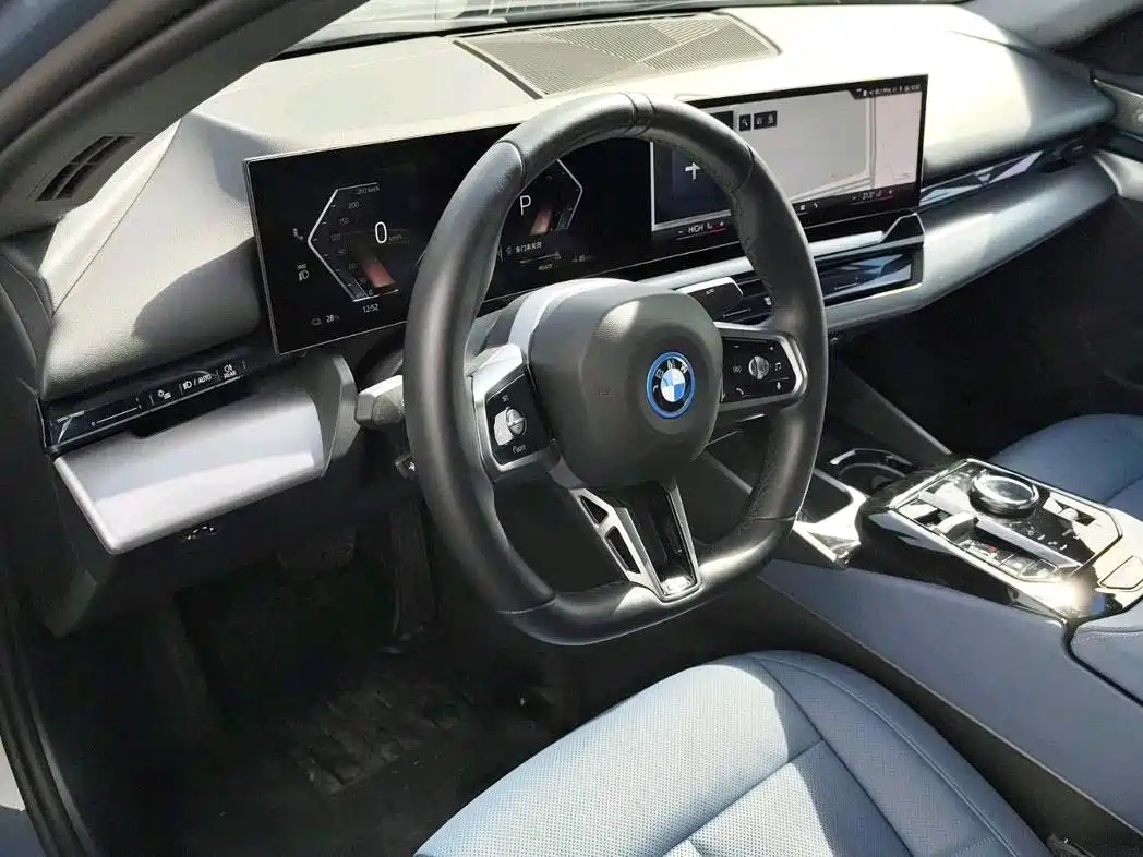 BMW i5 2024 eDrive 35L Premium Model M Sport Package фото 7