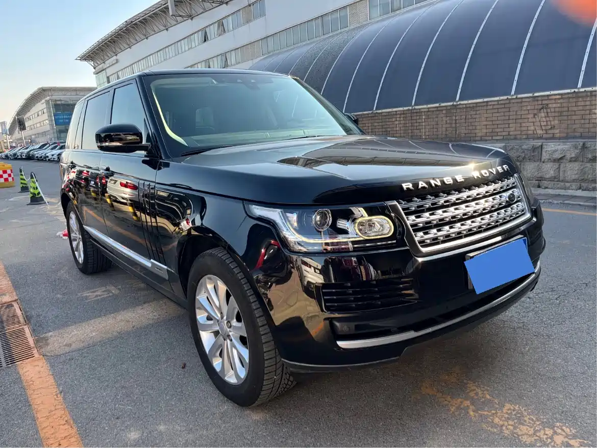 Land Rover Range Rover 2017 3.0 SC V6 Vogue LWB (Long Wheelbase) фото 3