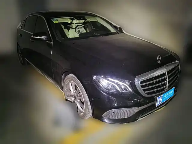 Mercedes-Benz E-Class 2017 E 200 L 4MATIC — фото 3