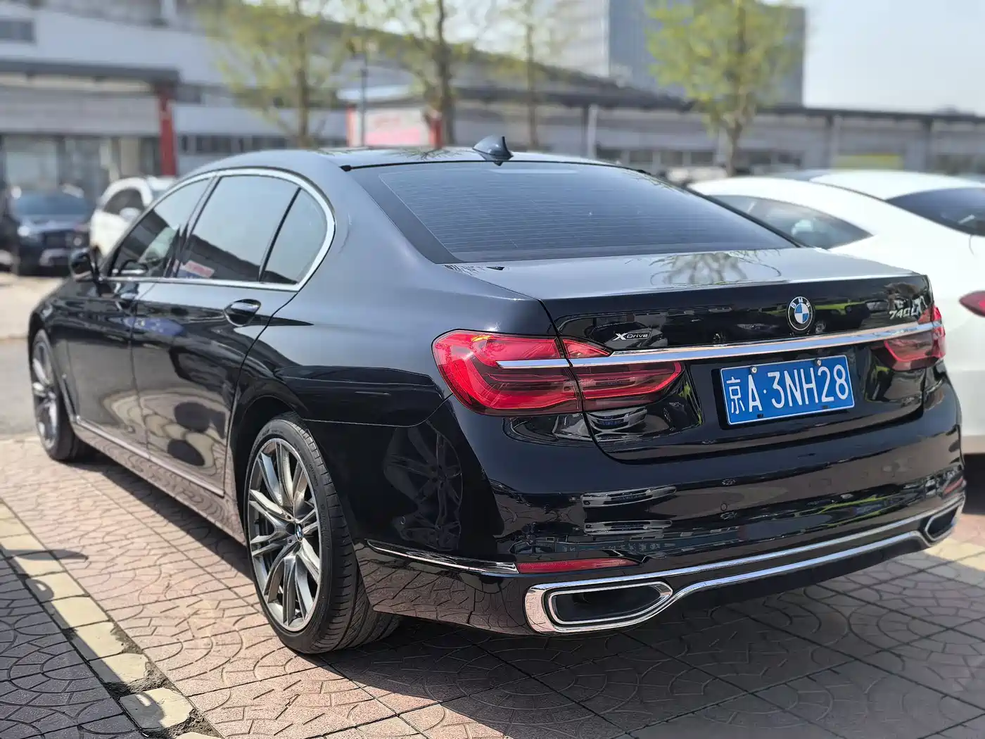 BMW 7 Series 2018 740Li xDrive Premium Type Excellence Package фото 6