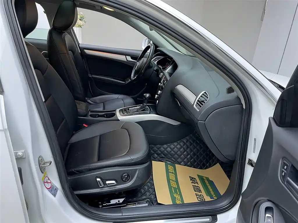 Audi A4L 2016 35 TFSI Automatic Standard фото 18