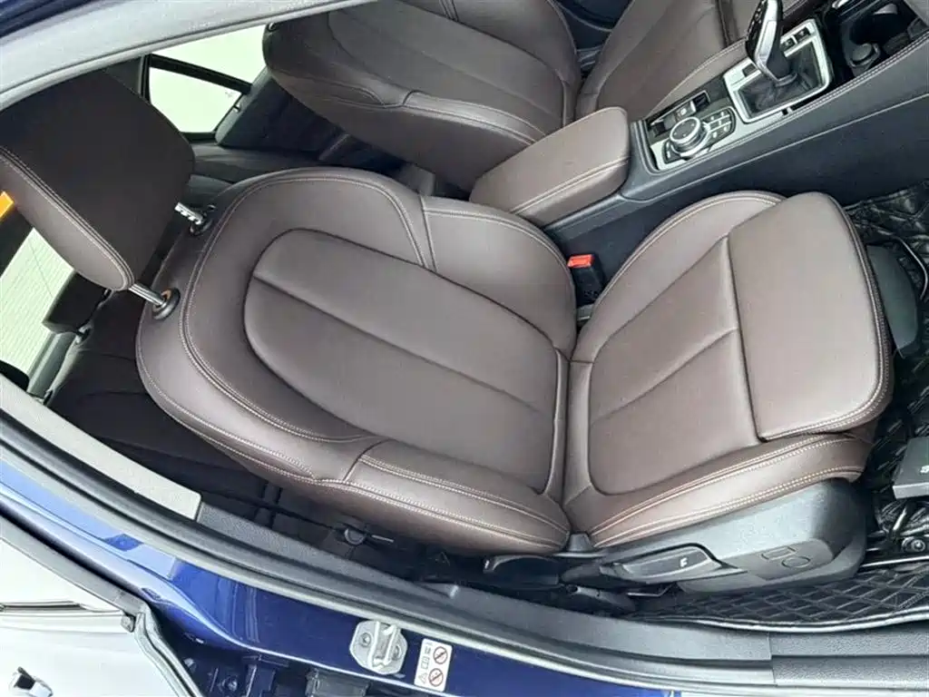 BMW 1 Series 2021 Facelift 120i M Sport Shadow Edition фото 7
