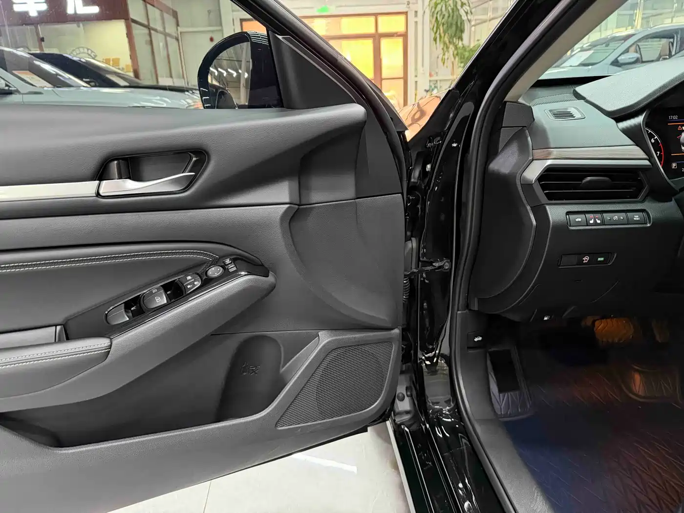 Nissan TEANA, миниатюра 9