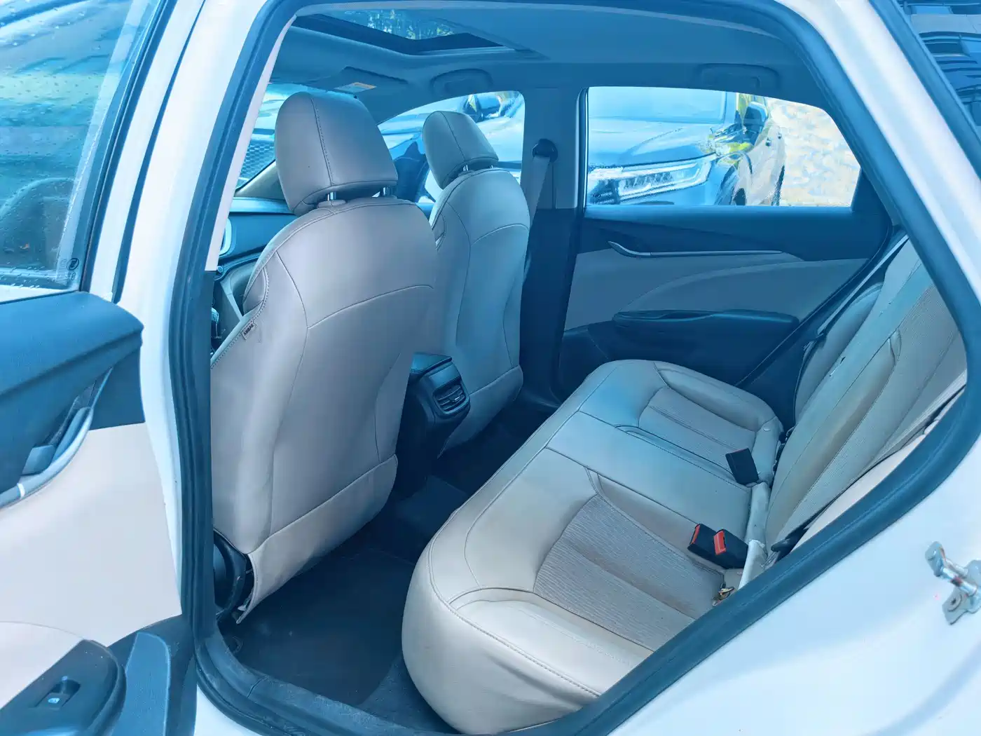 Buick Excelle 2016 15N Automatic Elite фото 8