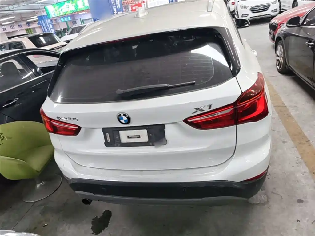BMW X1 2016 sDrive18Li Fashion Model фото 6