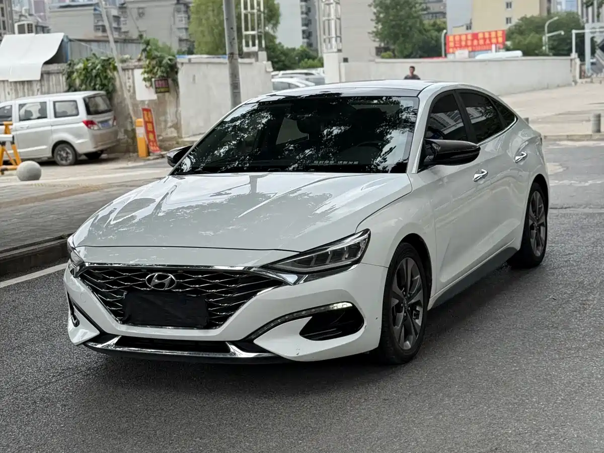 Hyundai Fista 2019 280TGDi Smart Speed Edition China V