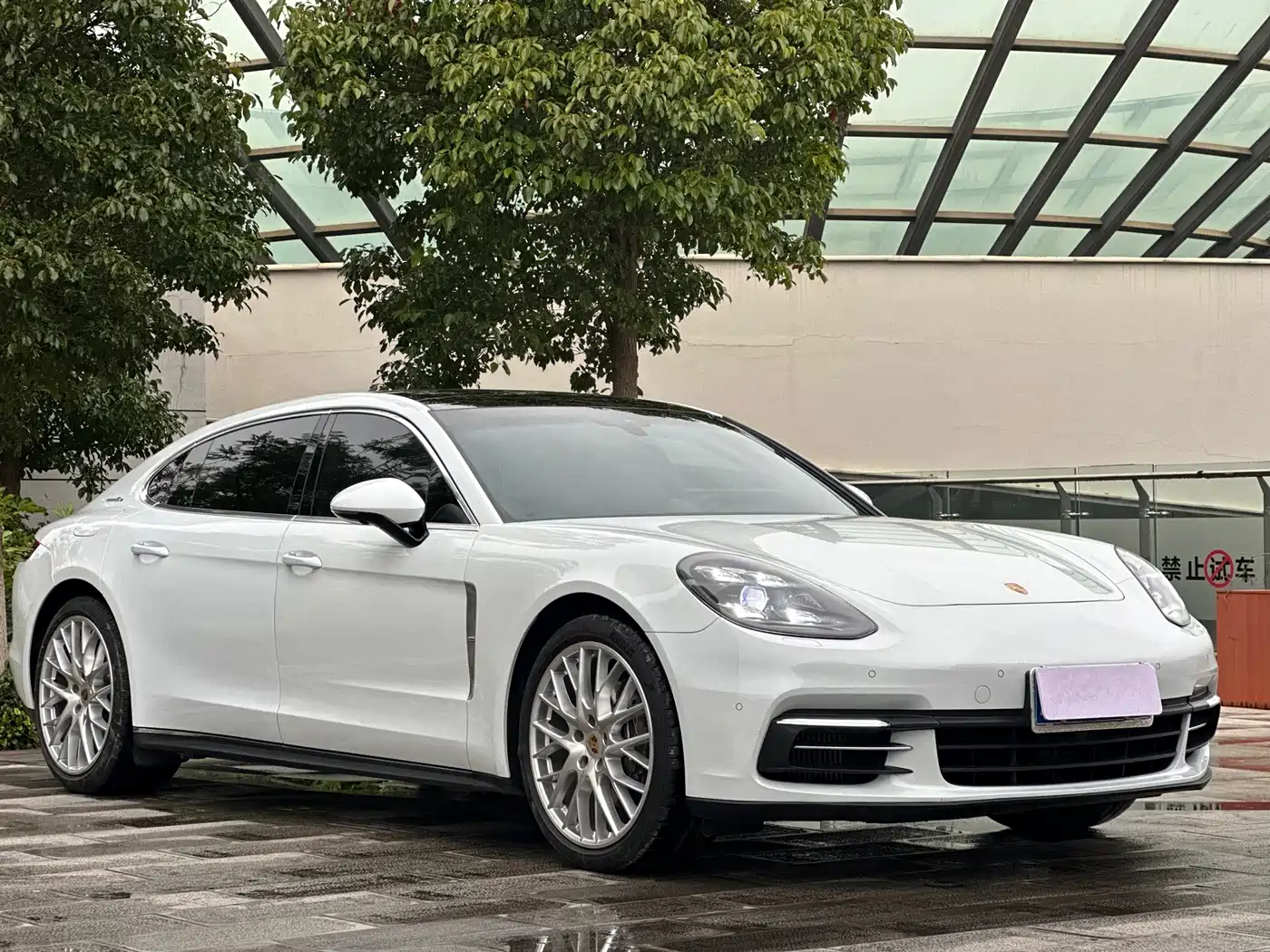 Porsche Panamera 2021 Panamera Executive Long Wheelbase 2.9T фото 3