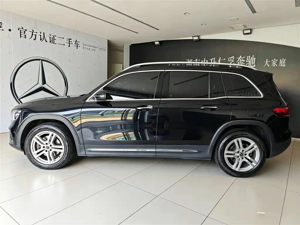 Mercedes-Benz GLB 2023 GLB 220 Dynamic фото 3