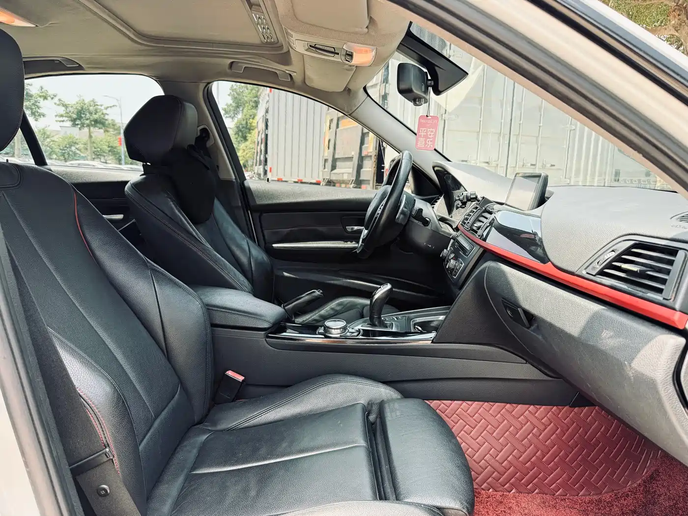 BMW 3 Series (Import) 2013 320i Sport Design Package фото 27