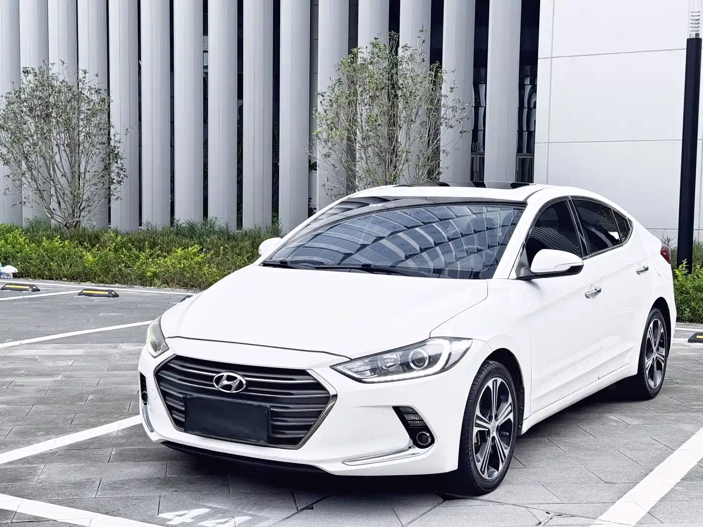 Hyundai Elantra 2018 1.4T DCT Dynamic·Vitality Model
