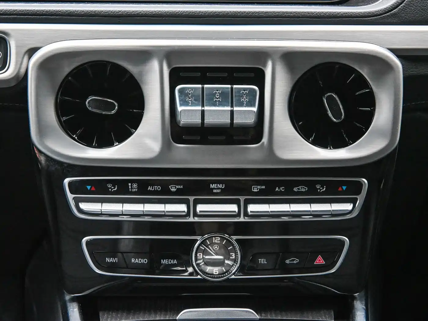 MERCEDES-BENZ G-CLASS