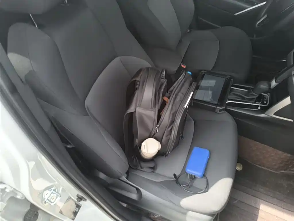 Toyota Frontlander 2024 2.0L Smart Hybrid Dual Engine Leading Edition фото 25