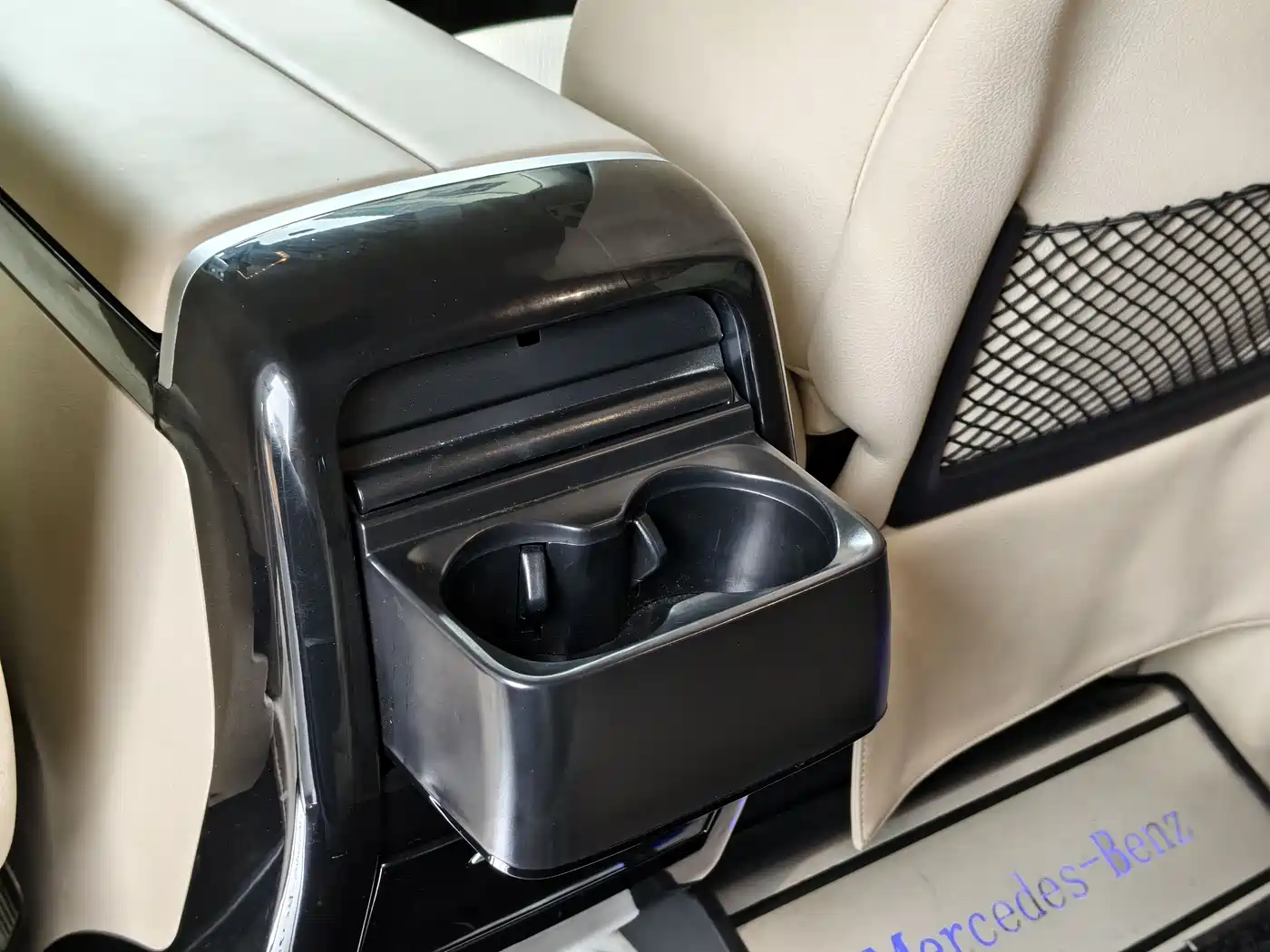 Mercedes-Benz Vito 2021 2.0T Business Edition 7-seater фото 29