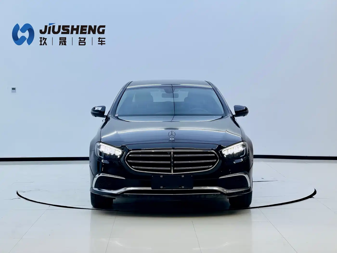 Mercedes-Benz E-Class 2023 Facelift E 300 L Luxury фото 2