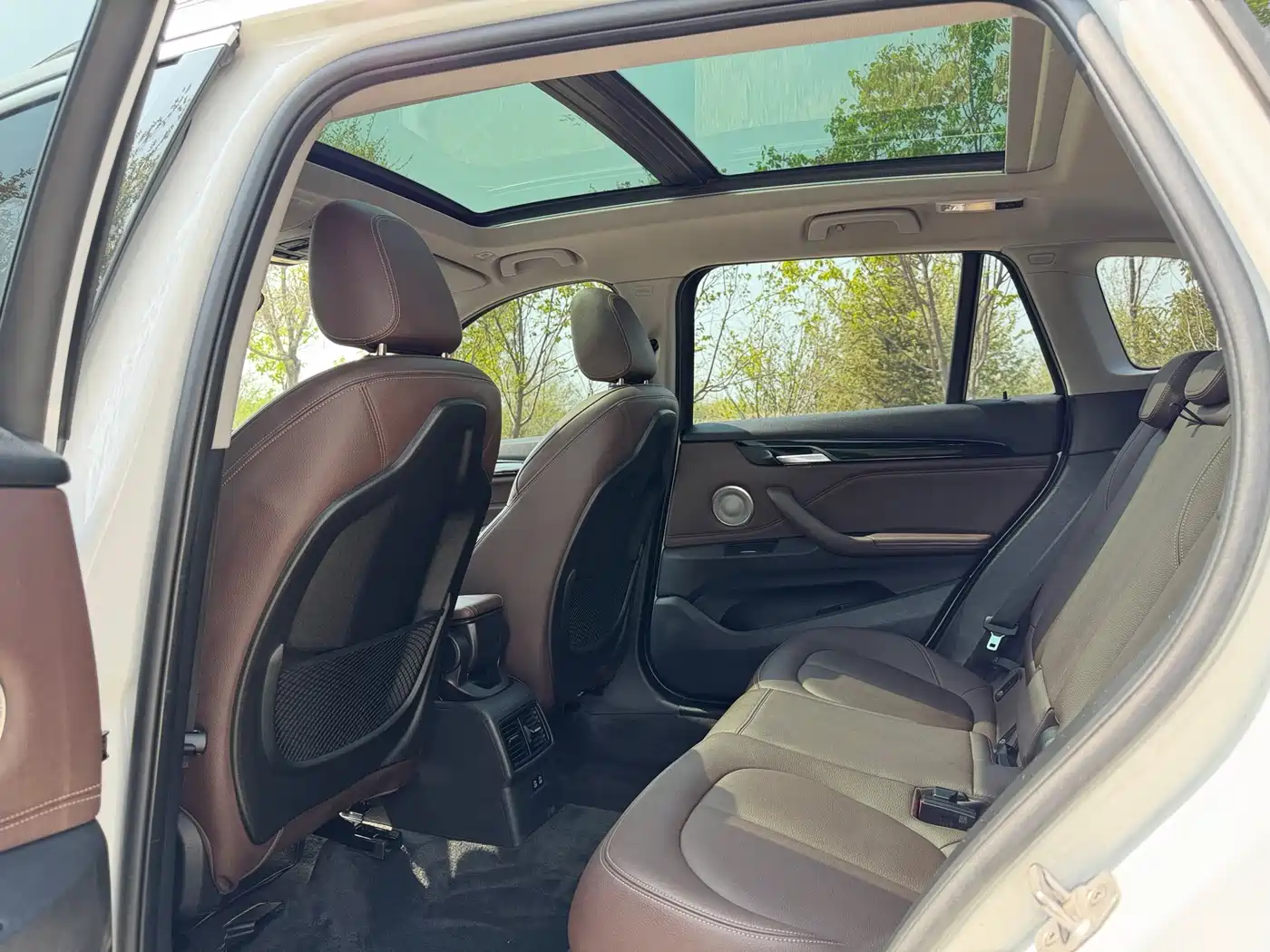BMW X1 2022 sDrive20Li Premium фото 6