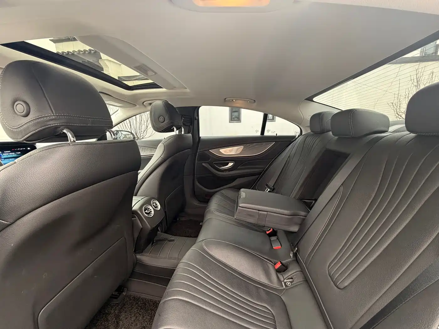 Mercedes-Benz CLS 2022 CLS 300 Dynamic фото 6