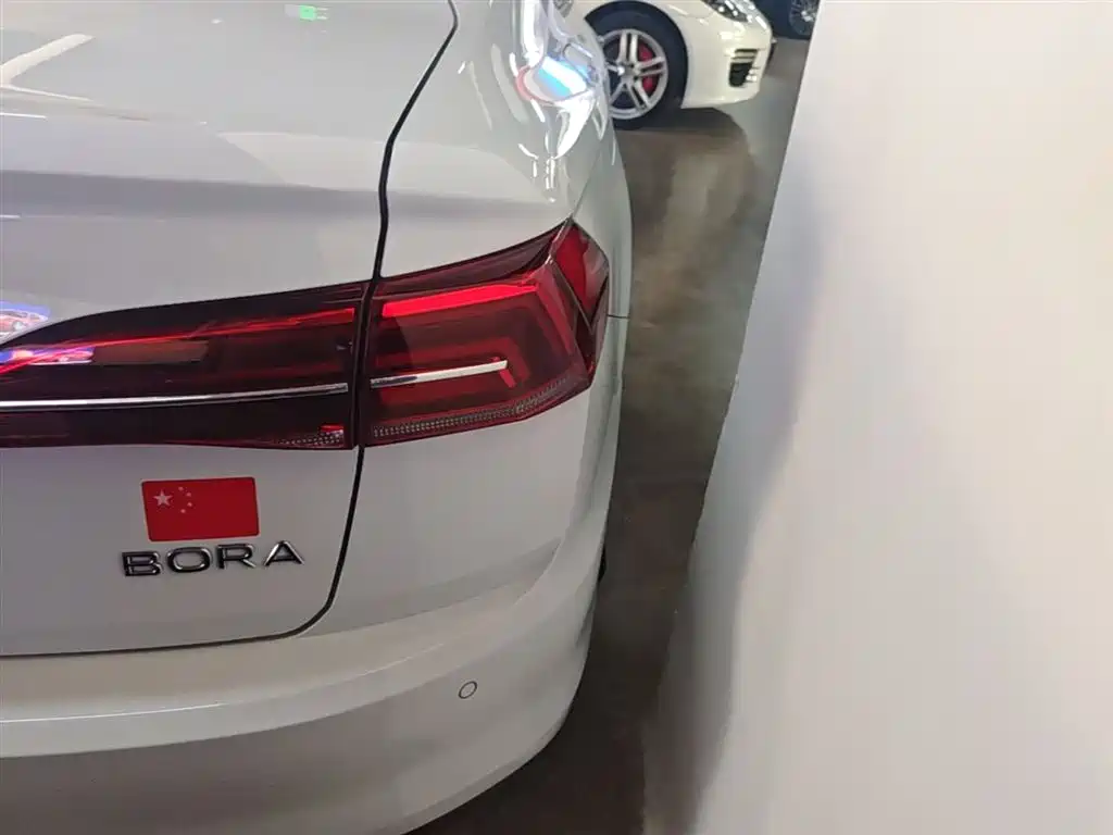 Volkswagen Bora 2021 1.5L Automatic Elite Smart Edition фото 8