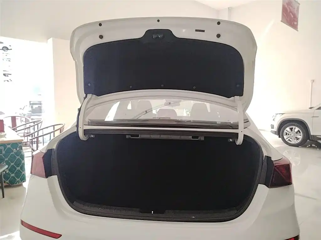 Kia K3 2019 1.5L CVT Smart Connect Edition фото 19