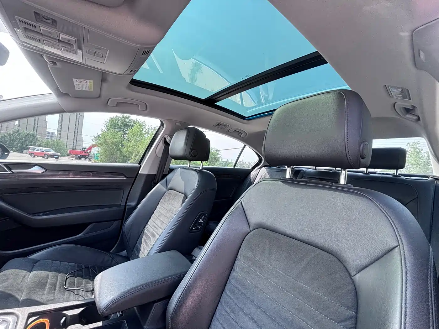 Volkswagen Magotan 2018 330TSI DSG Luxury фото 10