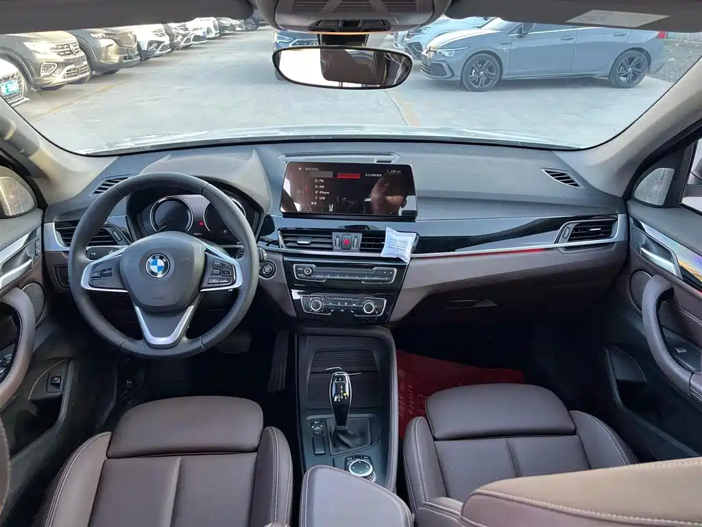 BMW X1 2022 sDrive20Li Fashion фото 15