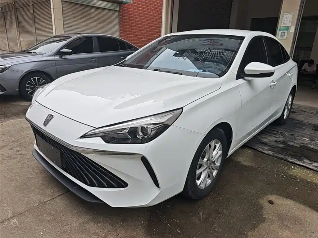 Roewe i5 2023 1.5L Manual Comfort Edition