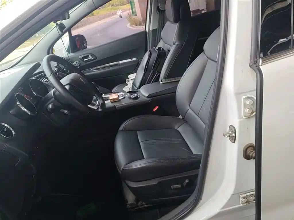 Peugeot 3008 2016 1.6THP Automatic Trend Edition фото 22