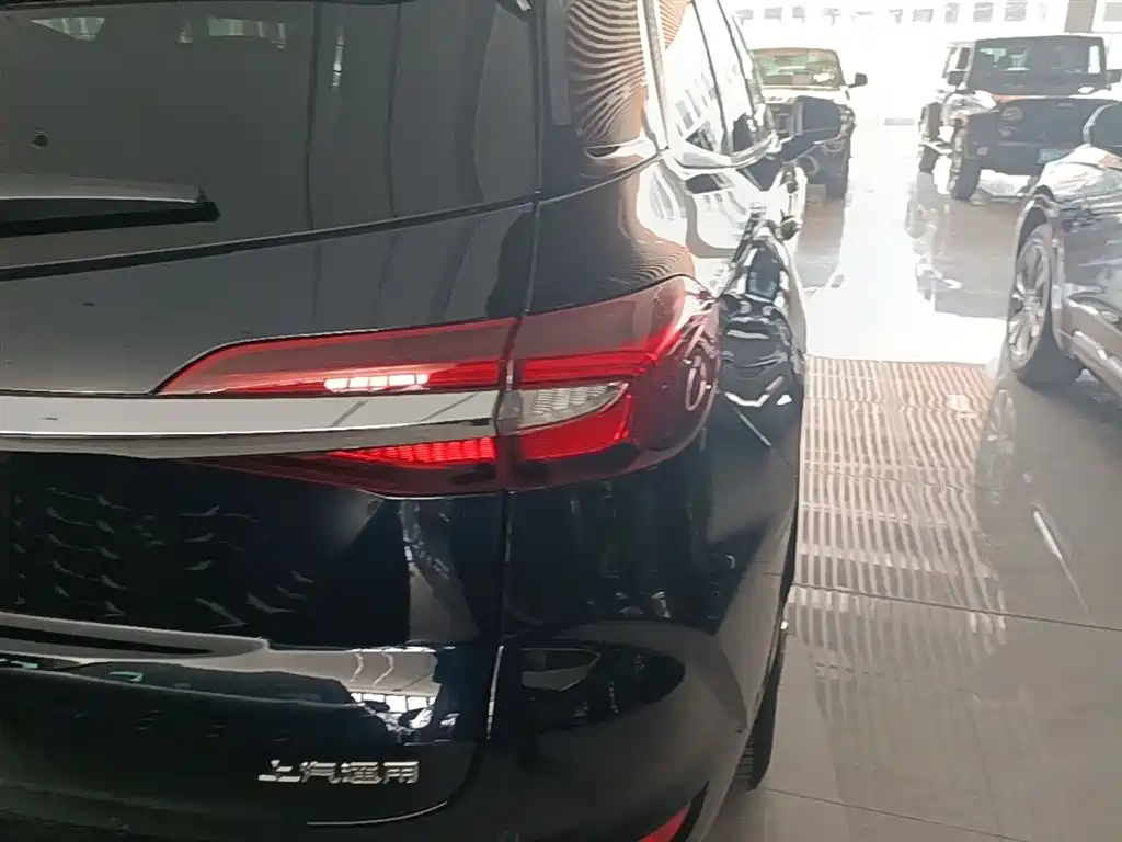 Buick Enclave 2022 652T AWD Premium Flagship 6-Seater фото 8