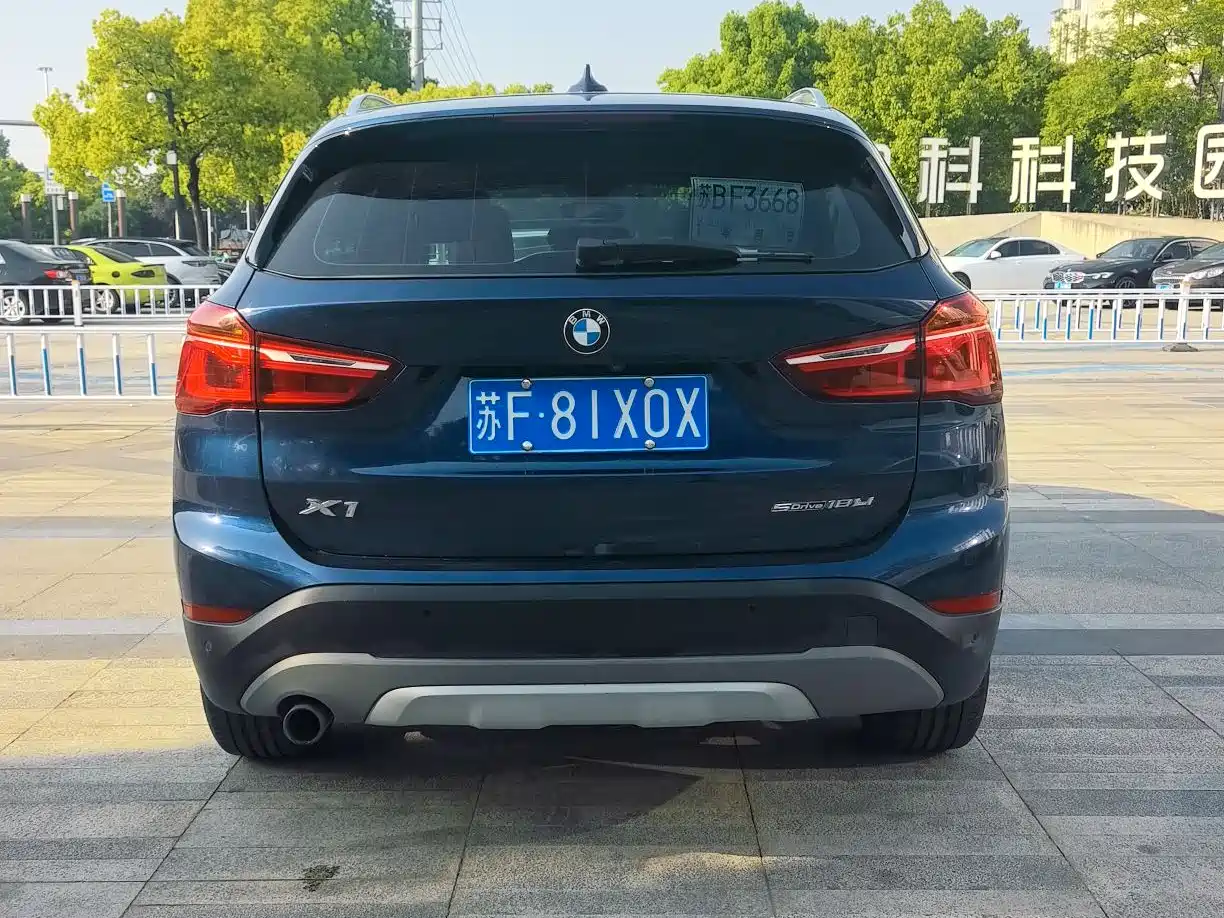 BMW X1 2019 sDrive18Li Premium Model фото 8