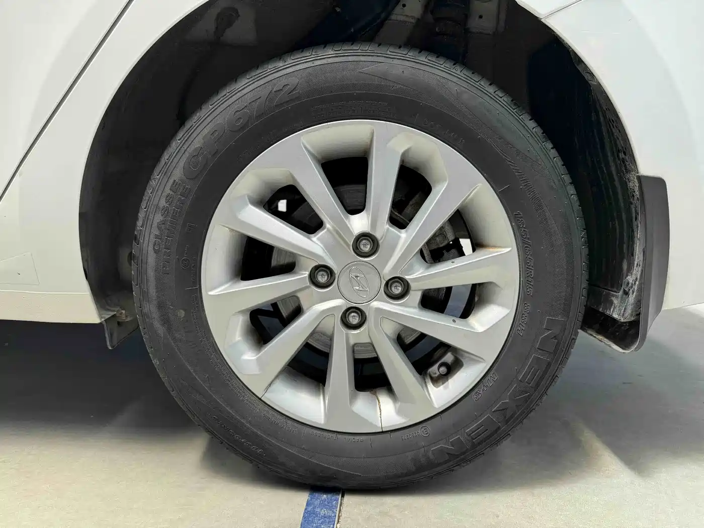 Hyundai Verna 2016 1.4L Automatic Cool Edition GLS фото 12