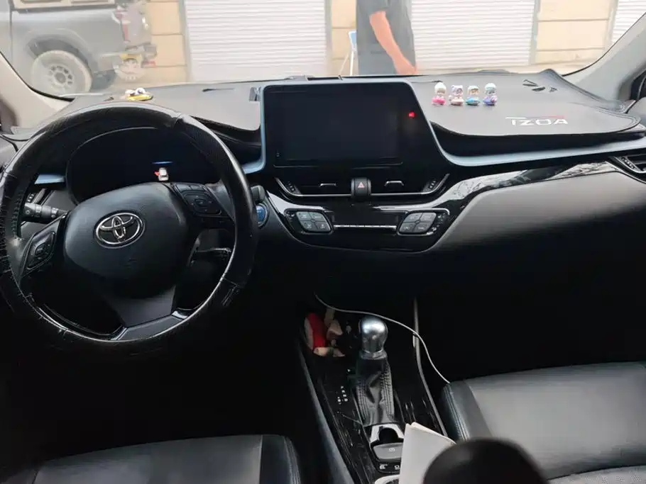 Toyota IZOA 2021 2021 Hybrid 2.0L Yichi Edition