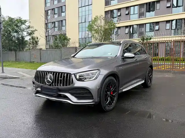 MERCEDES-BENZ GLC