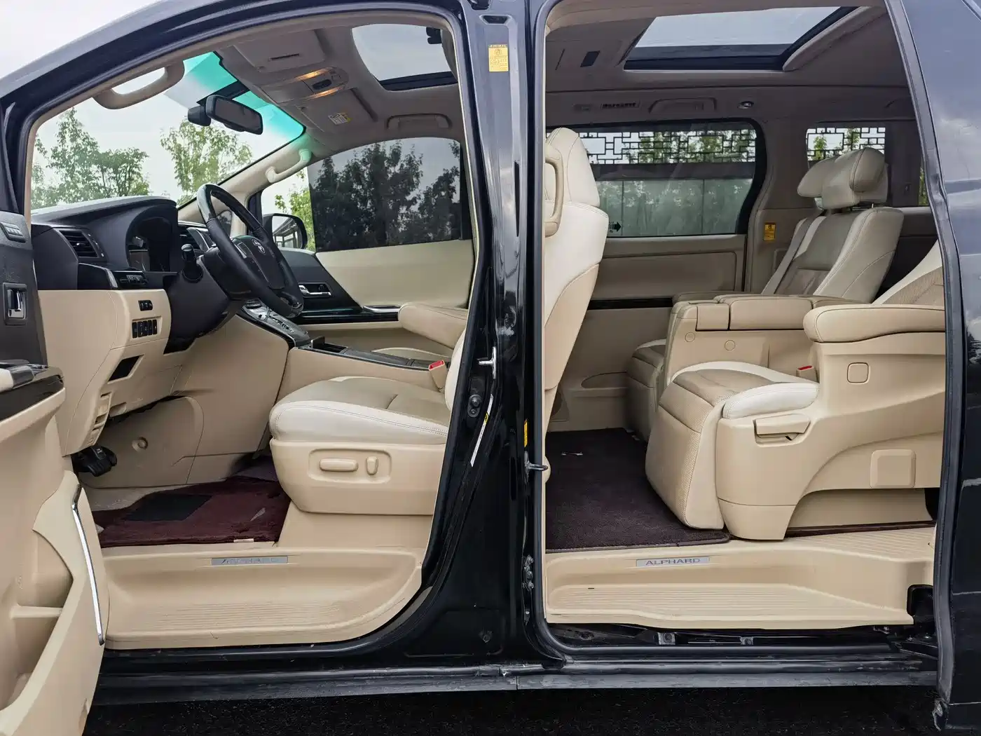 Toyota Alphard 2012 3.5L Premium Edition фото 10