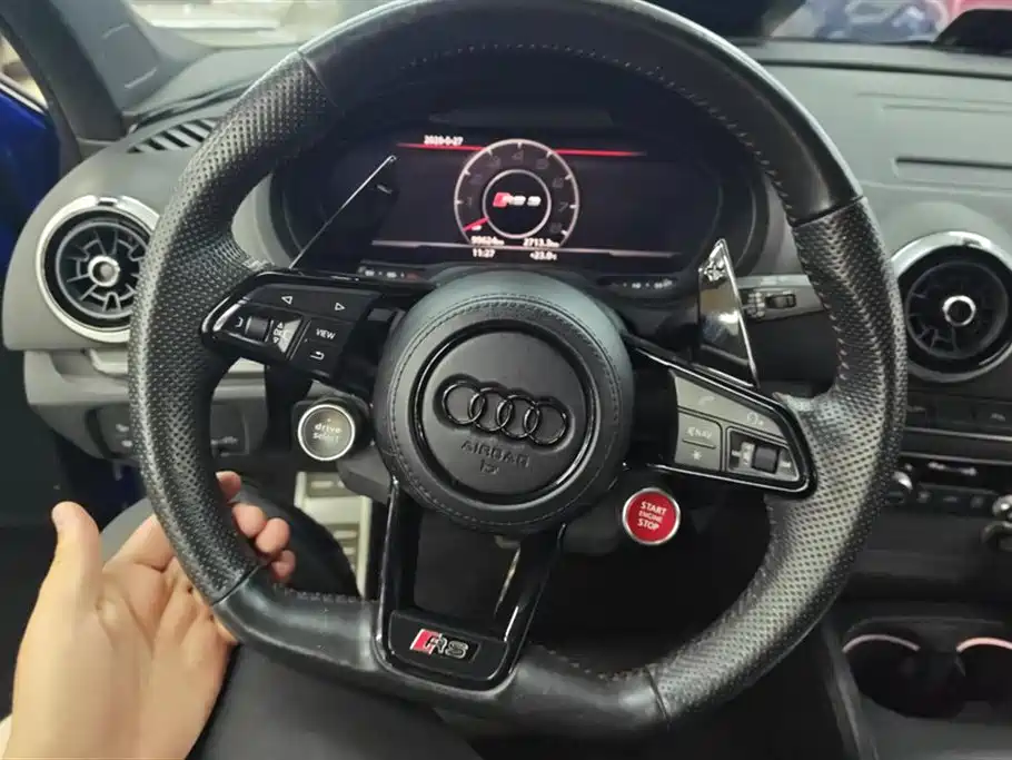Audi RS 3 2017 RS 3 2.5T Limousine фото 15