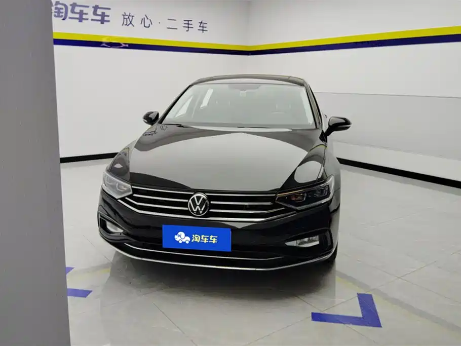 Volkswagen Magotan 2020 330TSI DSG Leading фото 2