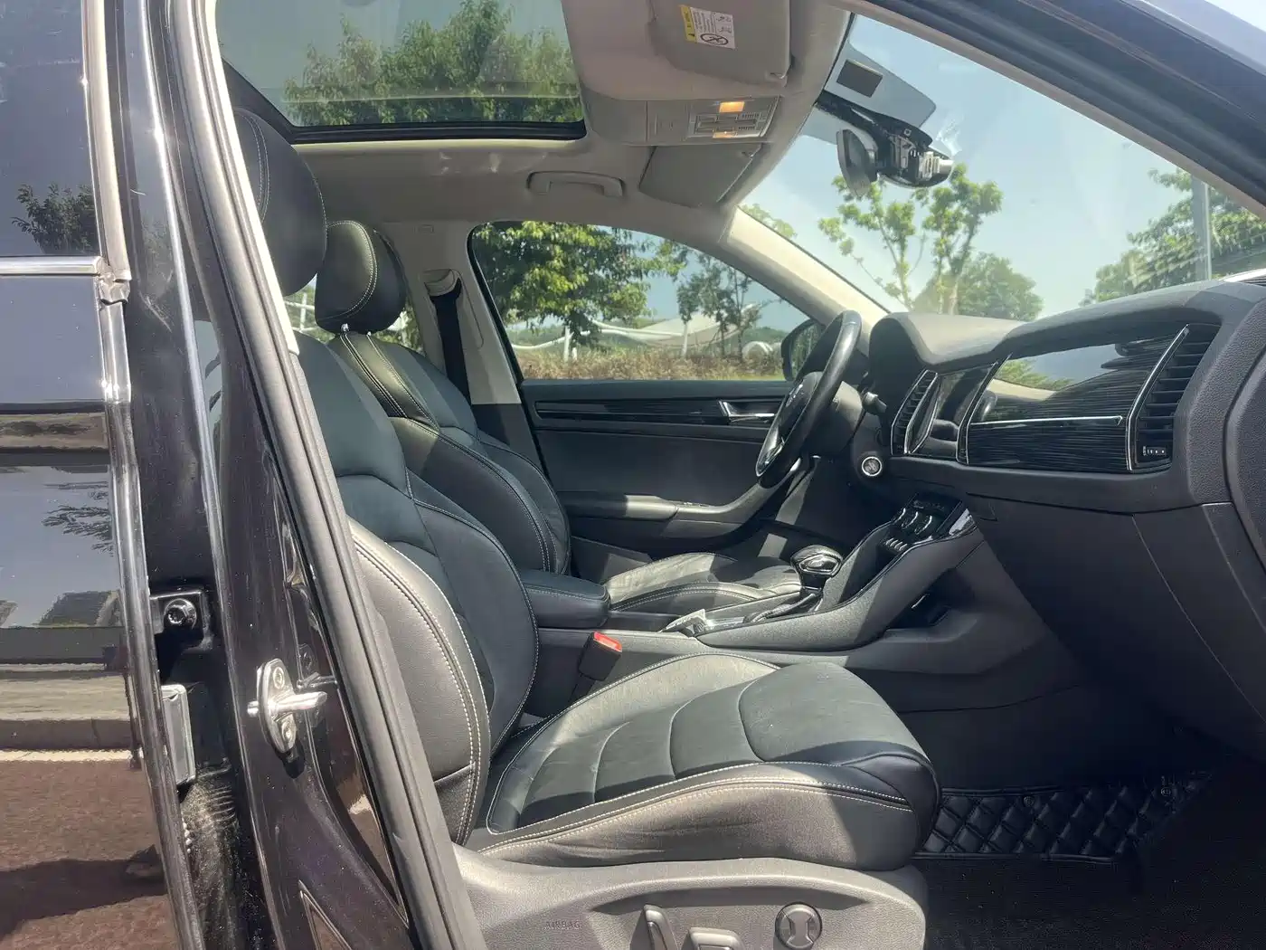 Škoda Kodiaq 2018 Facelift TSI330 5-seat 2WD Premium Luxury Edition фото 14