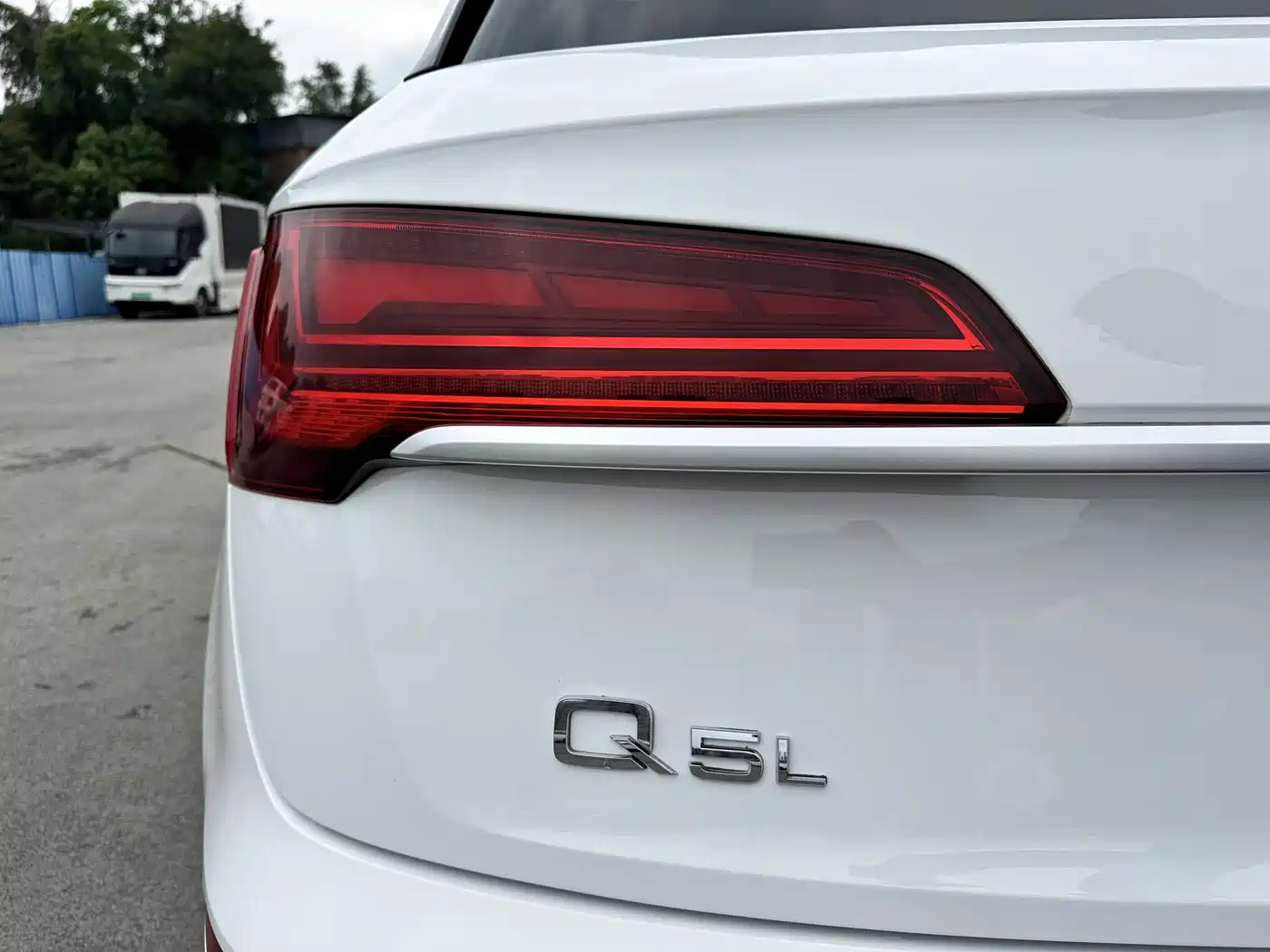 Audi Q5L 2024 Model 40 TFSI Fashion Dynamic фото 12