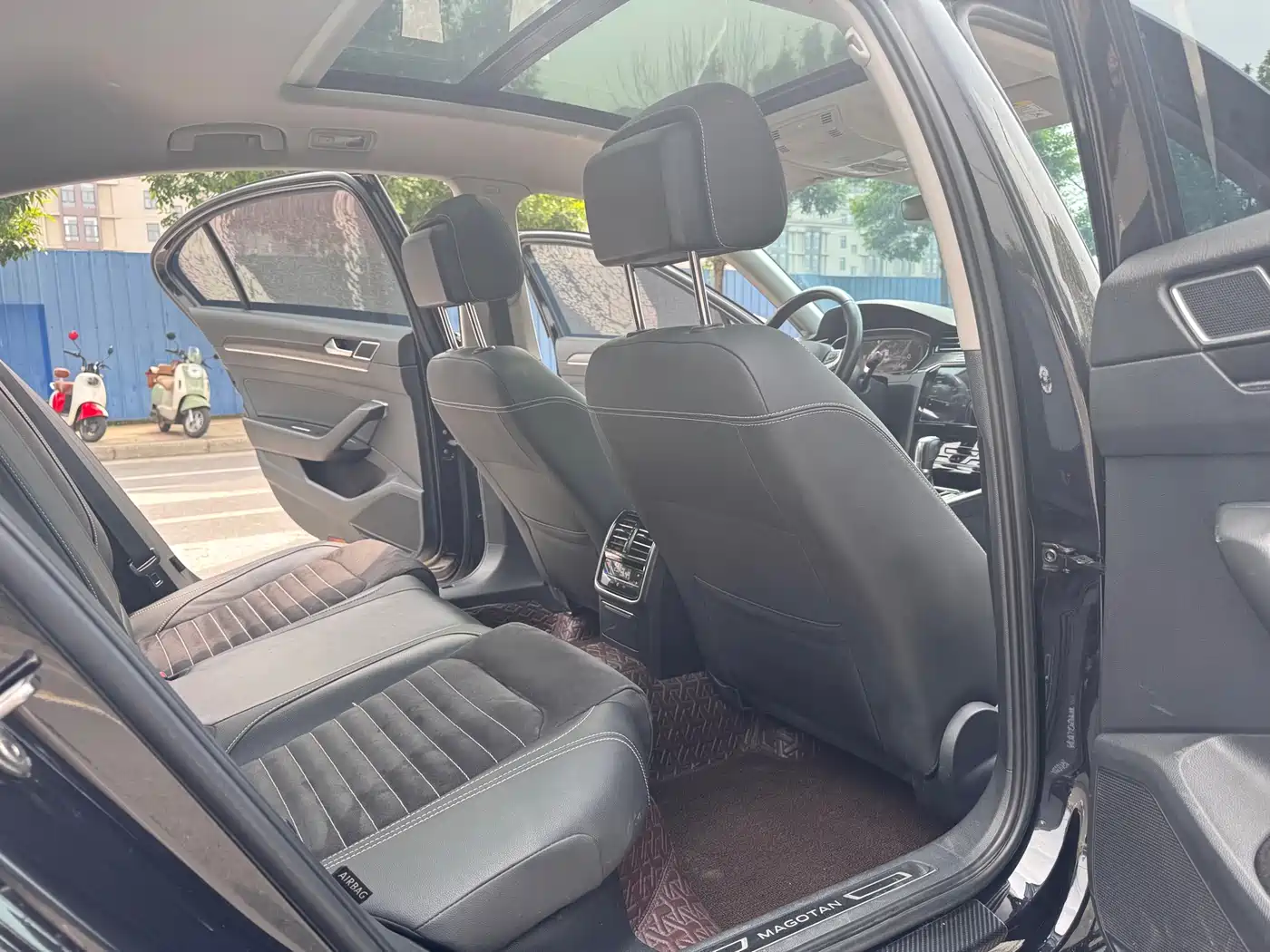 Volkswagen Magotan 2020 380TSI DSG Luxury фото 7