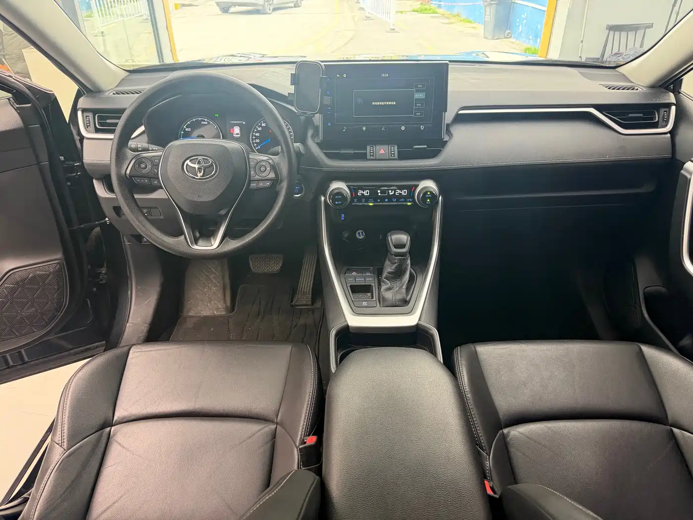 Toyota Wildlander 2021 Hybrid 2.5L E-CVT 2WD Luxury Edition фото 11