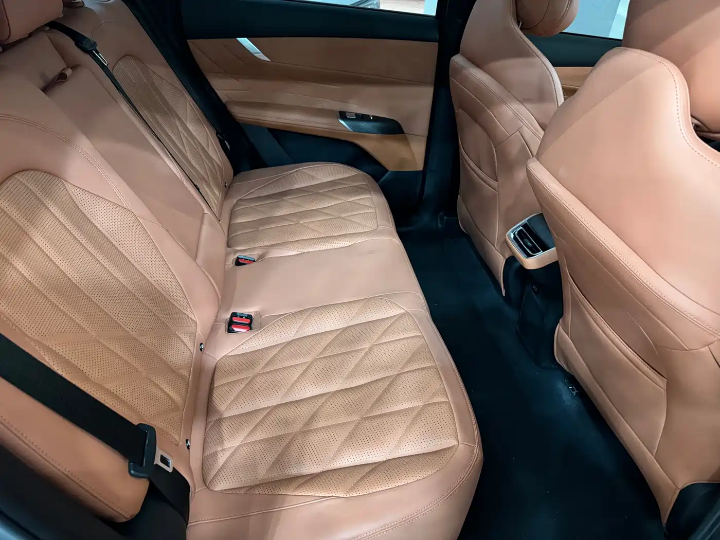 Changan CS75 PLUS 2025 4th Gen UItra 2.0T New Blue Whale Windrider Model фото 10