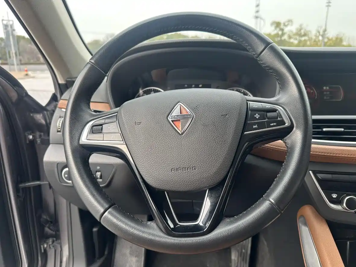 Borgward BX7 2017 2018 28T 2WD Quality Enjoy 5-Seater China V
